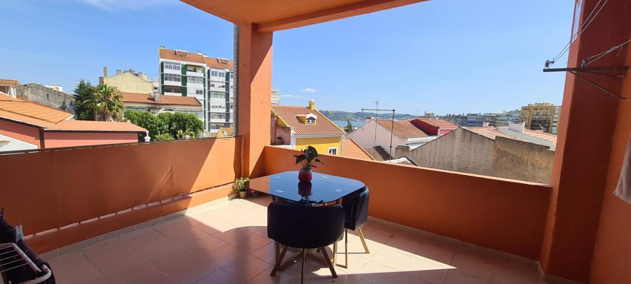 Апартаменты Relax In Lisbon For 4 People With Terrace And Parking Экстерьер фото