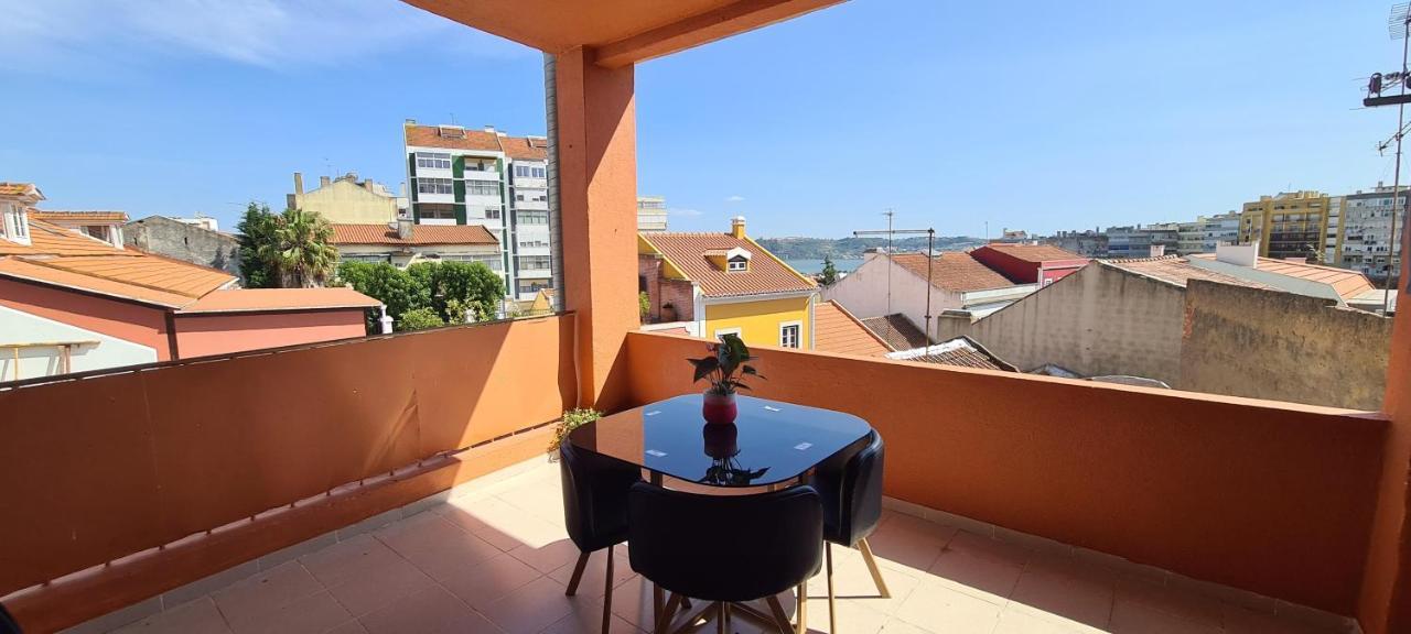Апартаменты Relax In Lisbon For 4 People With Terrace And Parking Экстерьер фото