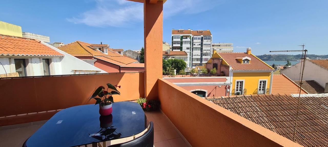 Апартаменты Relax In Lisbon For 4 People With Terrace And Parking Экстерьер фото